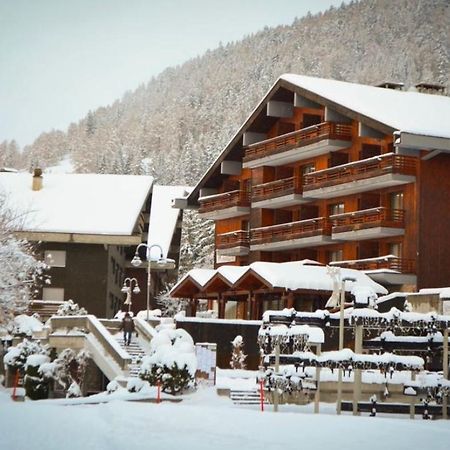 Des Masques Hotel Anzère Kültér fotó