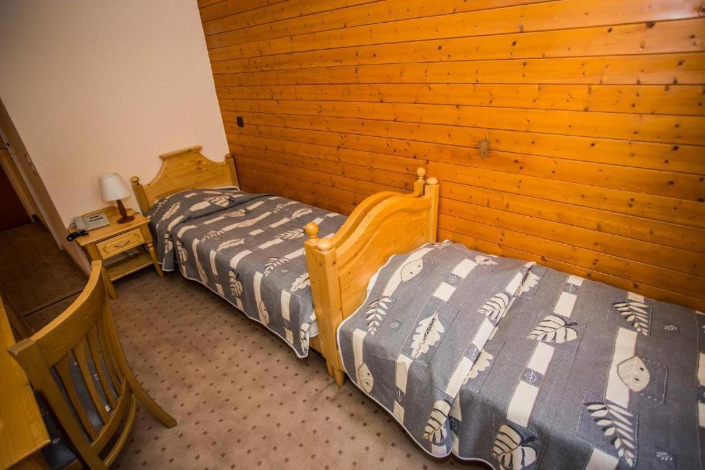 Des Masques Hotel Anzère Kültér fotó